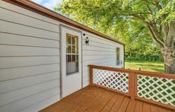 606 Tanglewood Road, Matteson, IL 60443