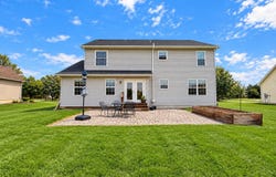 24 LOS ALAMITOS Circle, HANOVER, PA 17331
