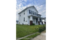 412 Delaware Avenue, Olyphant, PA 18447