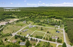 Scenic Drive, Honor, MI 49640