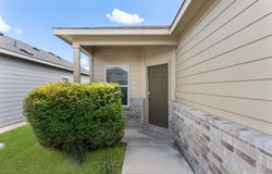450 Pleasanton Spring, San Antonio, TX 78221