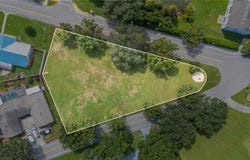 EDGEWATER BEACH Drive, LAKELAND, FL 33805