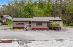 3006 Lewis Run Rd, Clairton, PA 15025