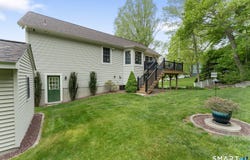 29 Carey Lane, Norwich, CT 06360