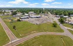 W 16th, Mt Pleasant, TX 75455
