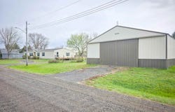104 5th St, Meadow Grove, NE 68752