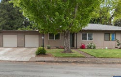 1044 Chestnut St NW, Salem, OR 97304