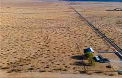 4 Sunflower Road, Joshua Tree, CA 92252