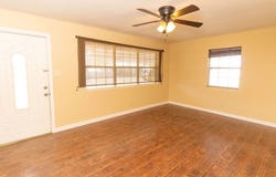910 N Carol St, Monahans, TX 79756