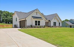131 Maney Drive, Statham, GA 30666