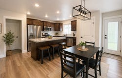 1995 REDTAIL Cir, Logan, UT 84339