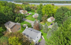 4040 River Road, Niskayuna, NY 12309