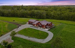 1524 260th St., Winterset, IA 50273