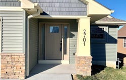 2701 Meadow Ridge, St Joseph, MO 64504