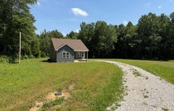 Rochester Road, Morgantown, KY 42273