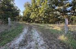 13241 Hickory Boulevard, Drakesville, IA 52552