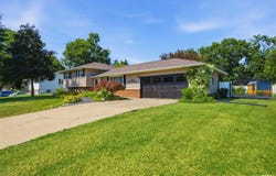215 LINCOLN Road, Canton, IL 61520
