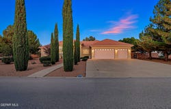 5512 WOODFIELD Drive, El Paso, TX 79932