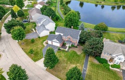3960 Georgetown Cir, Algonquin, IL 60102
