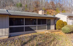 54A Long Bow Lane, Franklin, NC 28734