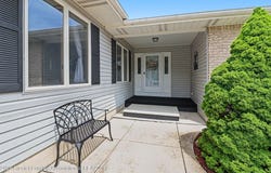 1404 Riley Ridge, Lansing, MI 48917