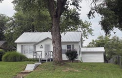 711 N Prairie, Bloomfield, MO 63825