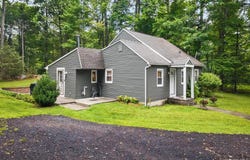 30 Forest Glen Road, Pine Bush, NY 12566
