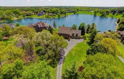 2916 N Bayview Lane, McHenry, IL 60051