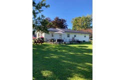 895 Cloverdale Ave, Crestline, OH 44827