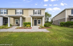 86460 SHORTLINE Circle, Yulee, FL 32097
