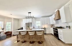 717 WYATT ROAD, CLANTON, AL 35045