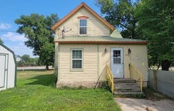 330 Main Street, Ipswich, SD 57451