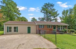 100 Ranes Drive, Henderson, NC 27536