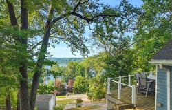 37 Oneida Trail, Malvern, OH 44644