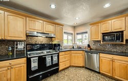 2126 LEWIS RIVER Rd, Woodland, WA 98674