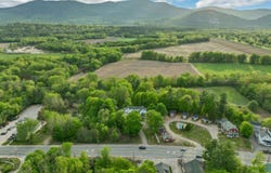 2384 White Mountain Highway, Conway, NH 03860