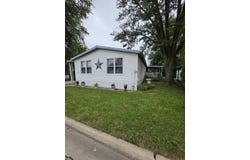 1306 13th Street, Bloomington, IL 61704