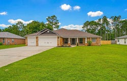 2430 Cove Rd, Navarre, FL 32566