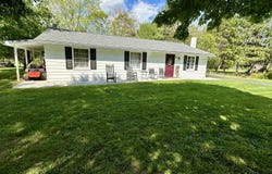 306 Broken arrow Ln, Covington, VA 24426