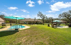 231 Hayden, Pleasanton, TX 78064