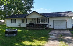 506 E Van Every Street, Seymour, MO 65746