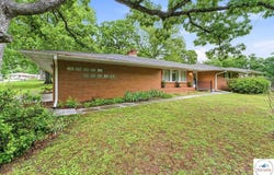 711 W Montgomery St., Clinton, MO 64735
