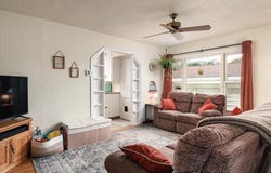 526 2nd St N, La Crescent, MN 55947
