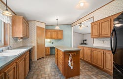 1305 E Evergreen St, Deer Park, WA 99006