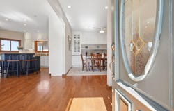 1200 E Choctaw Drive, London, OH 43140