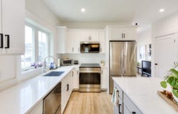 21 Salisbury Hill Blvd, Worcester, MA 01609