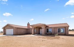 7755 7th Street, Phelan, CA 92371