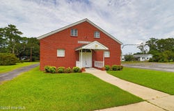 2101 S Lakeview Drive, Newport, NC 28570