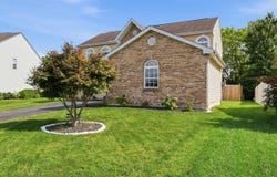 211 Cavanaugh Drive, Commercial Point, OH 43116