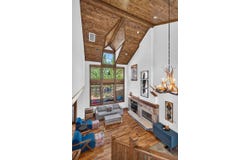 12472 Villa Court, Truckee, CA 96161-4563